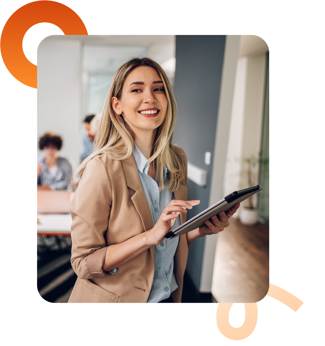 Insightly CRM feature Image